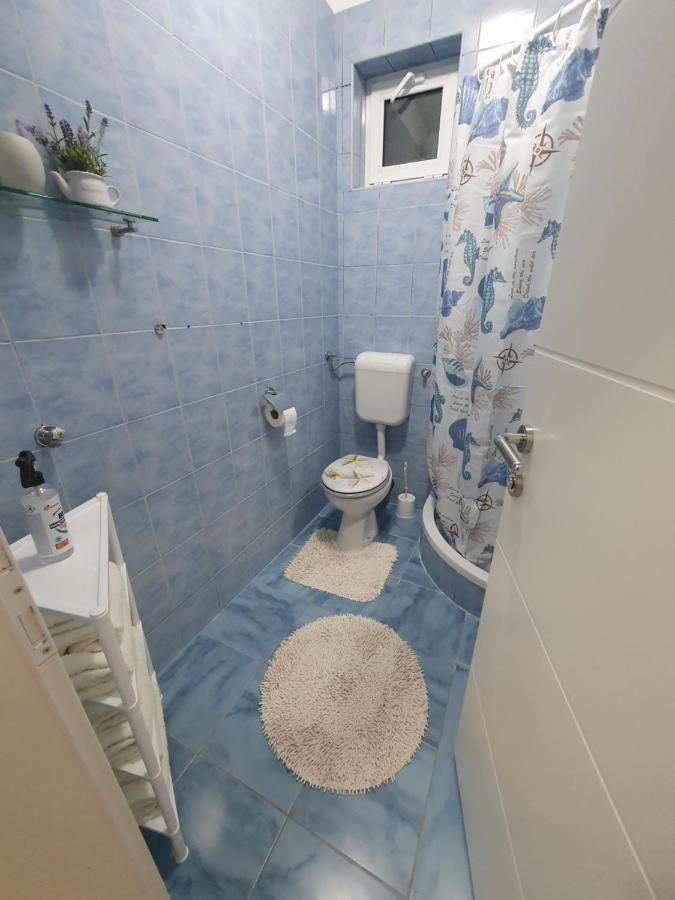 Apartman Mare ชิเบนิก ภายนอก รูปภาพ